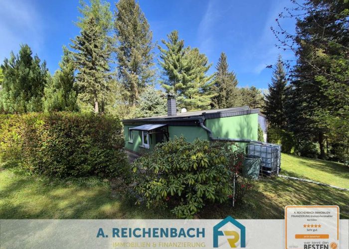 Wohnen wie im Urlaub! Waldgrundstück mit zwei Bungalows, Gästehaus in 06905 Moschwig zu verkaufen!Wohnen wie im Urlaub! Waldgrundstück mit zwei Bungalows, Gästehaus in 06905 Moschwig zu verkaufen!