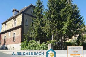 Sanierungsbedürftige Villa mit zwei bestehenden Wohneinheiten in ruhiger Lage von Bad Schmiedeberg!
